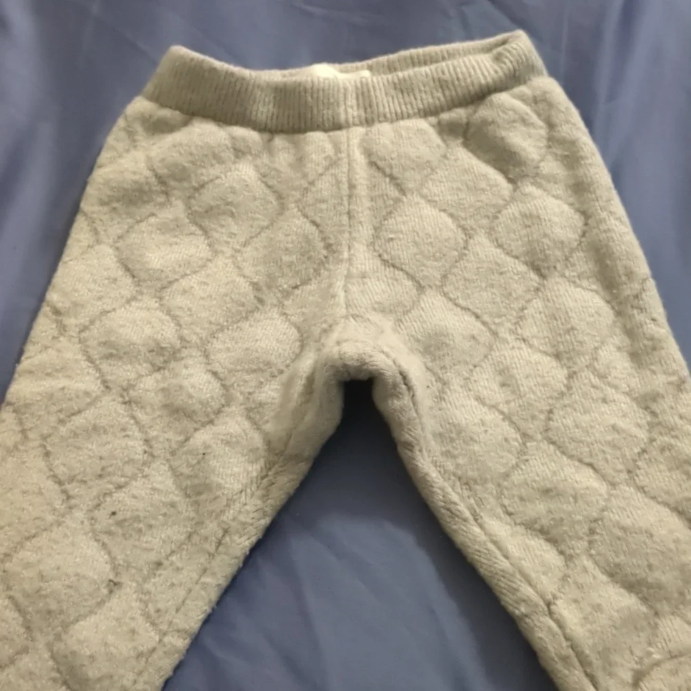 Zara Pants - Picture 2 of 5